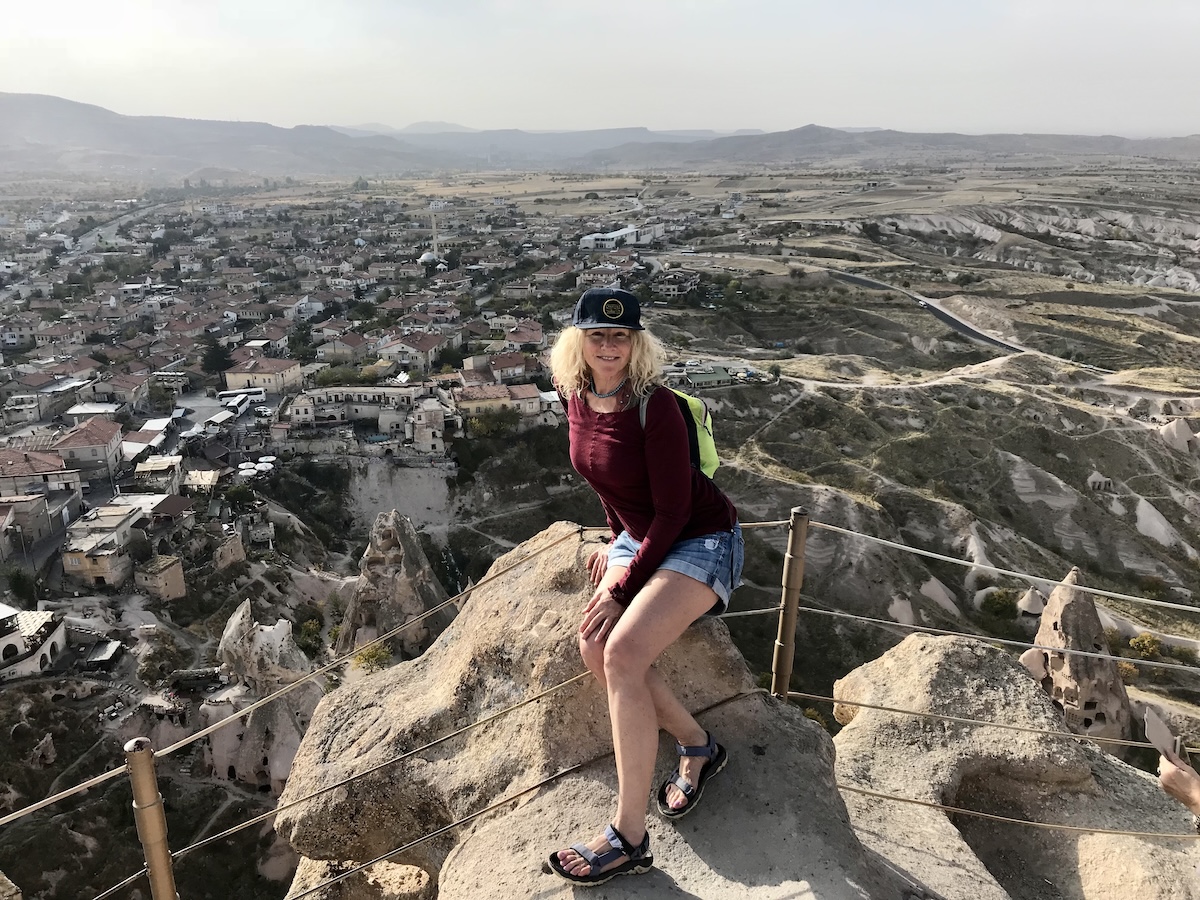 women posing over lookout