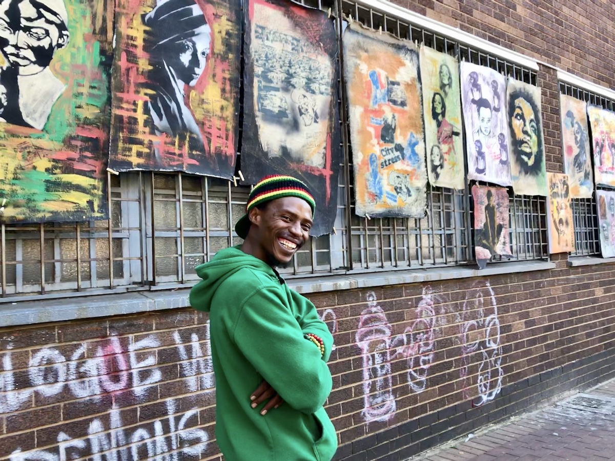 joberg artist smiling